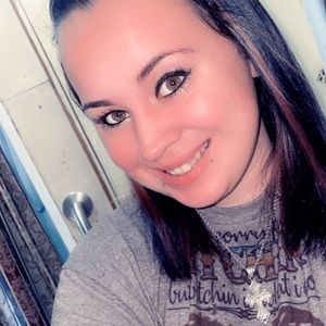 Meet your Posher, Brittney